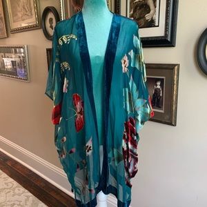 Chicos Absolutely Gorgeous kimono One size